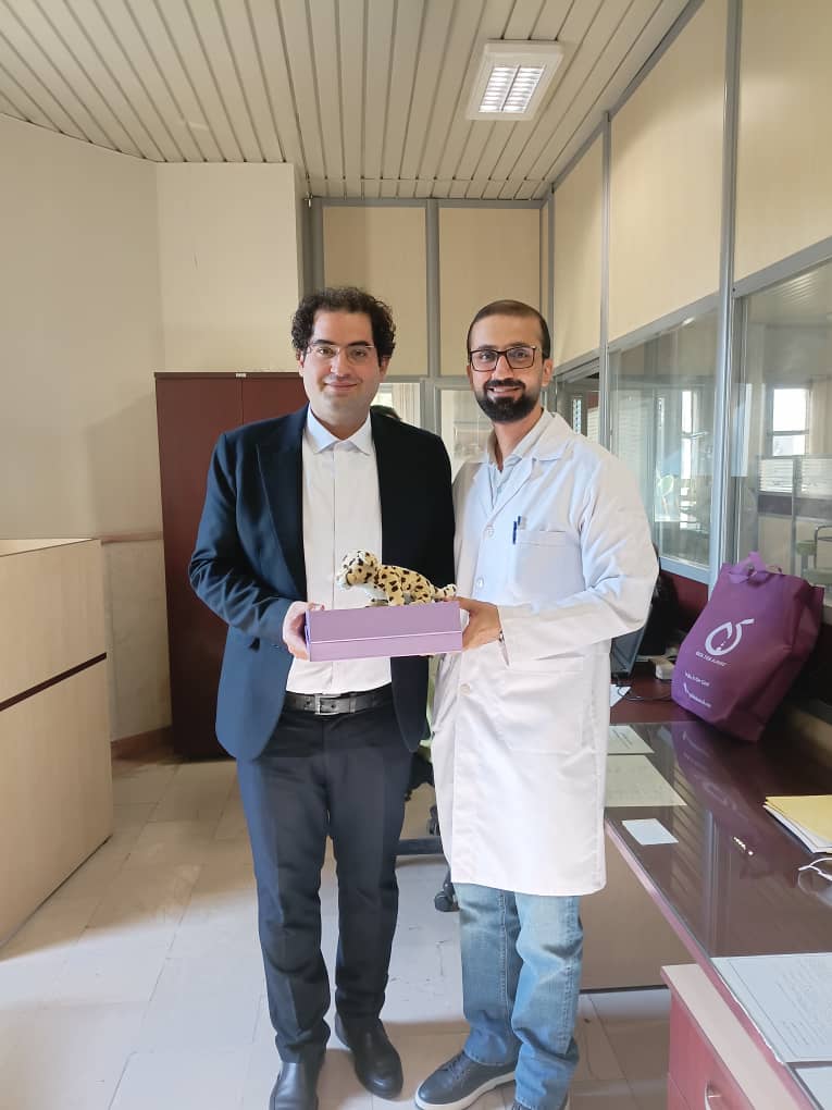 دیدار گل طب البرز با جناب آقای دکتر توحیدی اندودنتیست در دانشکده دندانپزشکی قزوین